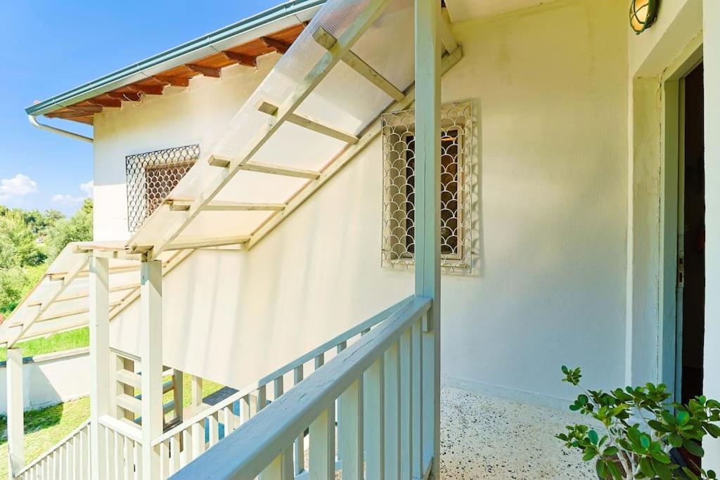 Villa The Bright House By The Sea Afytos Exterior foto