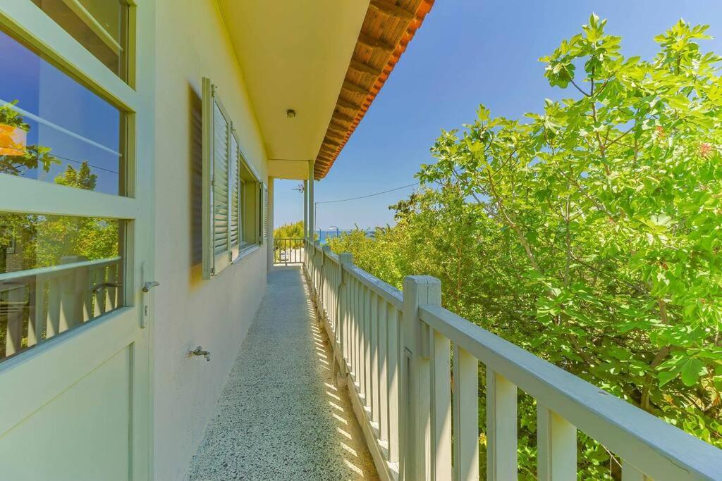 Villa The Bright House By The Sea Afytos Exterior foto